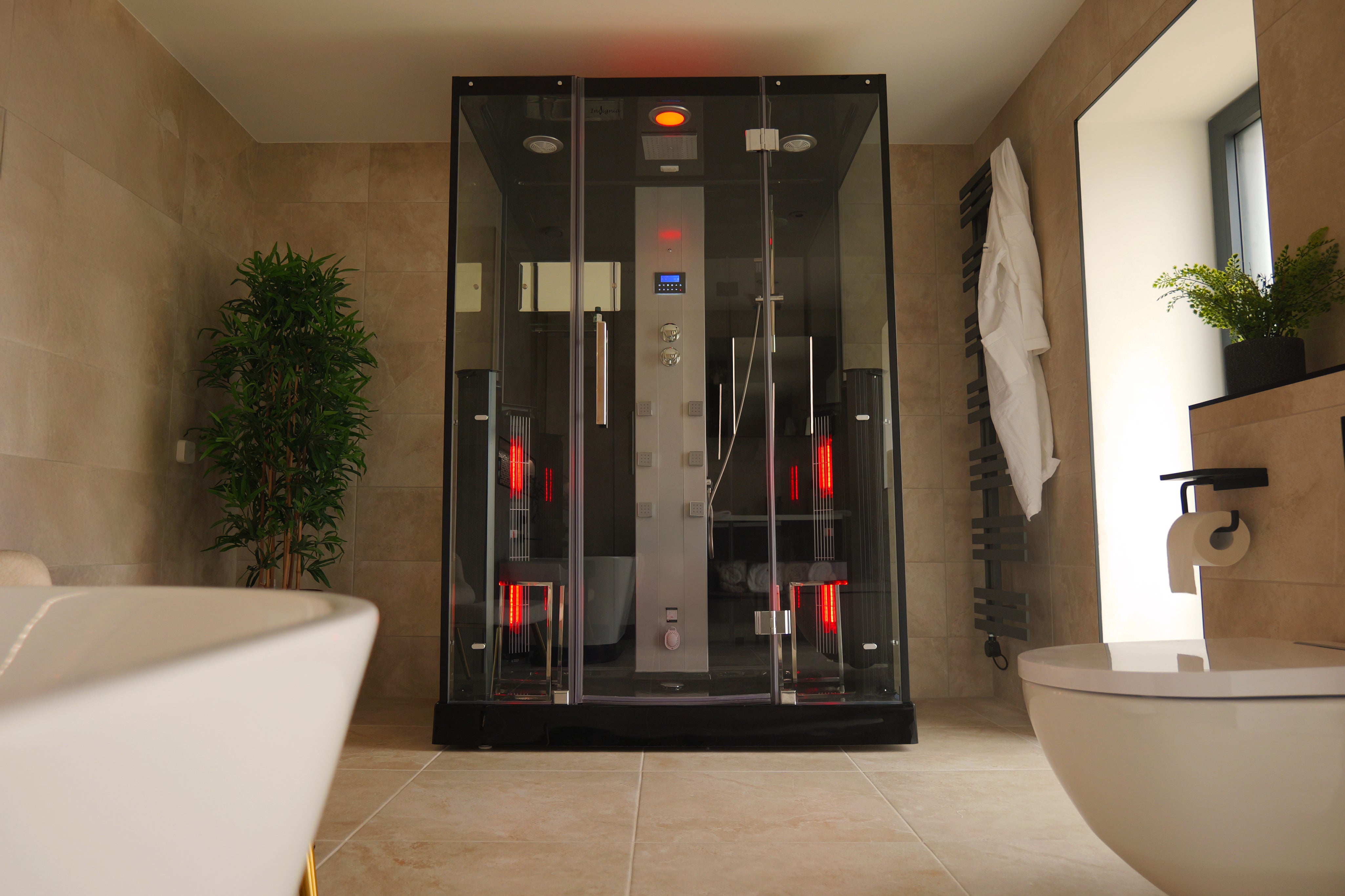 Container_Bathroom_Shower.jpg